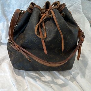 Vintage Louis Vuitton monogram Noe